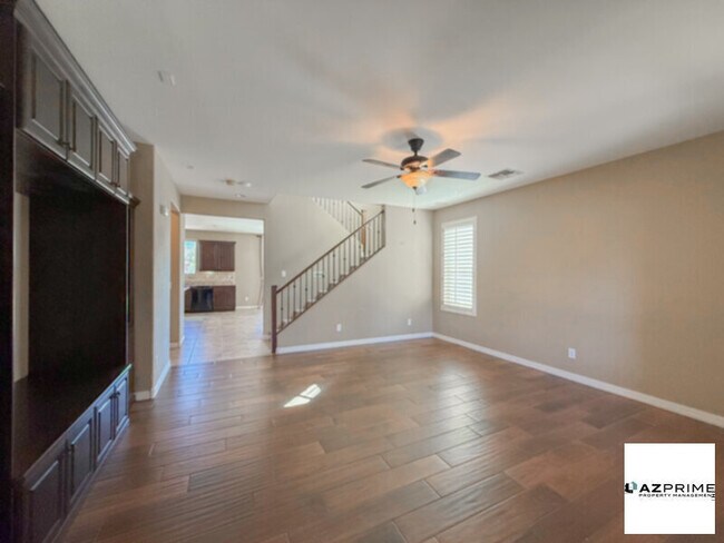 Building Photo - Exceptional 4/3 Phoenix Home - Modern Comfort Awaits!