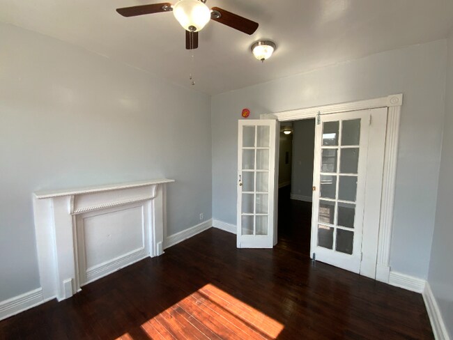 Building Photo - 263 Division St