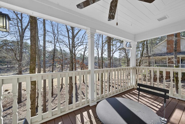 Building Photo - 1002 Cupp Ln