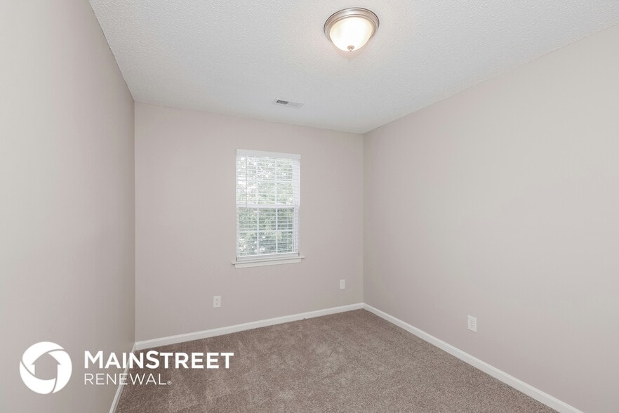 Building Photo - 3304 Braefield Dr
