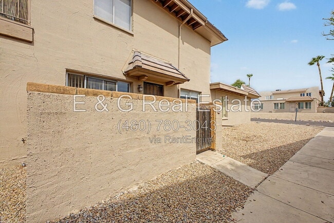 Building Photo - 17009 E Calle Del Oro