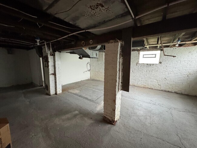 Building Photo - 6144 16th St