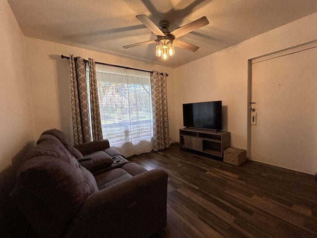 Building Photo - 15-2024-2024 23rd Ave