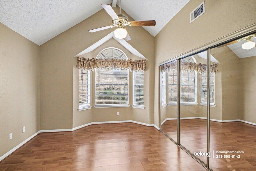 Building Photo - 2300 Old Spanish Trl