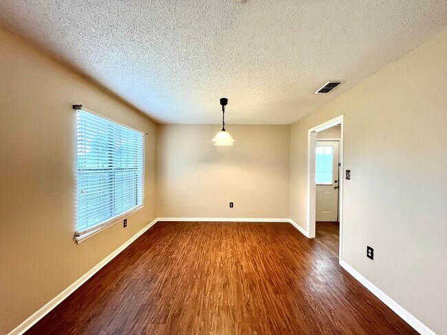 Building Photo - 3682 Farm to Market 344 E