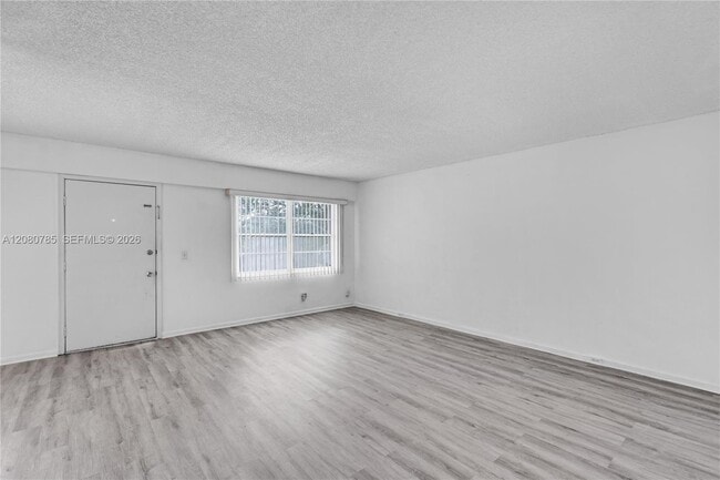 Building Photo - 300 SW 134th Way