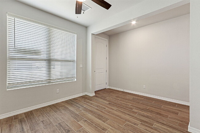 Building Photo - 51025 Sand Verbena Ave