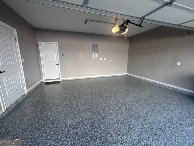 Building Photo - 405 Lexington Village