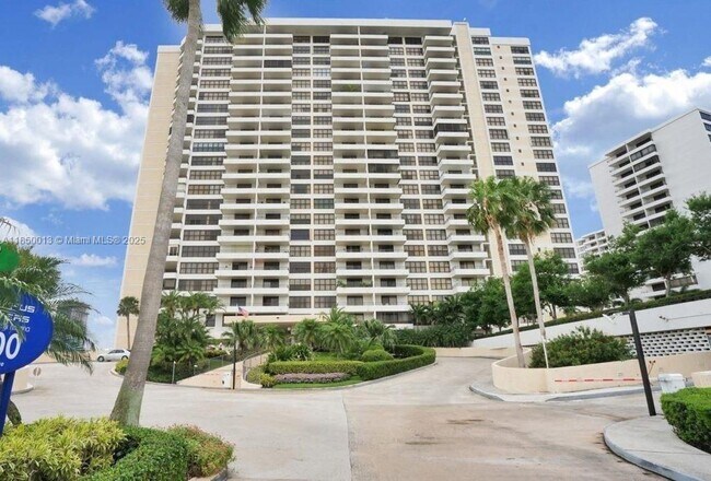 Building Photo - 600 Three Islands Boulevard