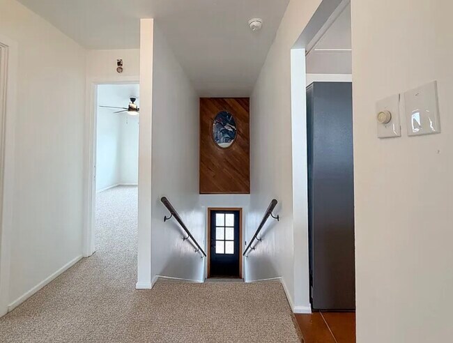 Building Photo - 4027 Ocean Dr