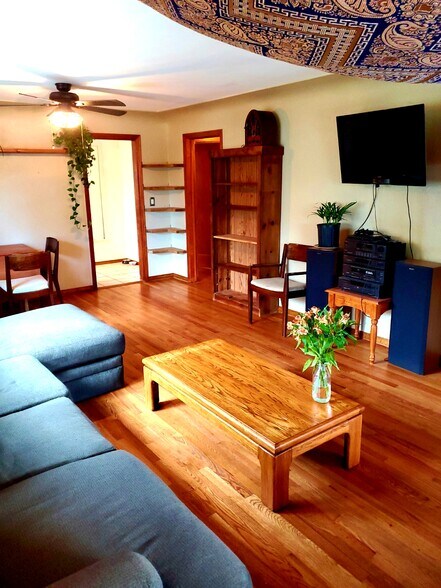 Building Photo - 3757 S. Acoma St.