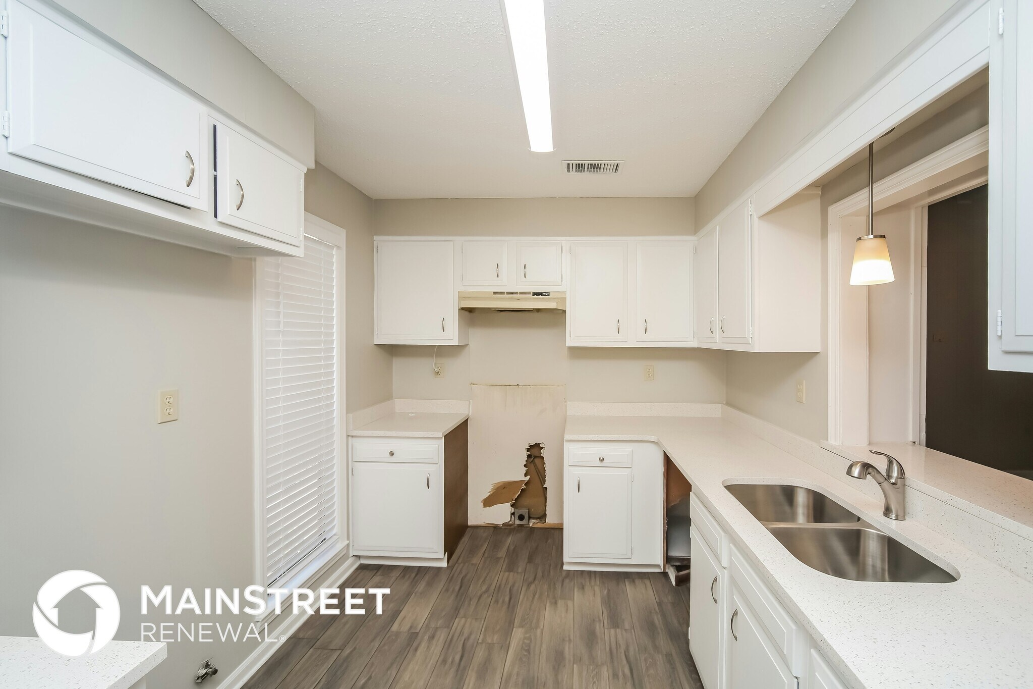 Building Photo - 6300 Scarletcrest Ln