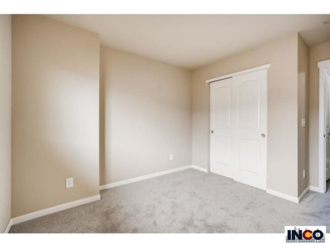 Building Photo - 18069 E Saskatoon Pl