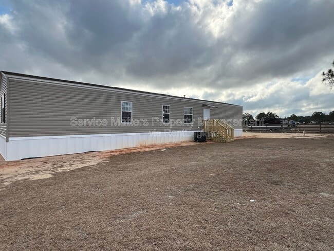 Building Photo - 4831 Douglas Dr