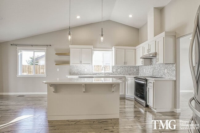 Building Photo - Stylish One-Level Living in East Vancouver!