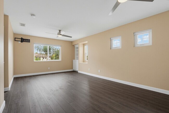 Building Photo - 3239 Canyon View Dr