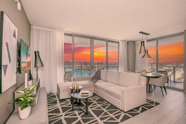 Building Photo - 4010 S Ocean Dr