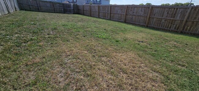 Building Photo - 5007 SW Fieldstone Blvd