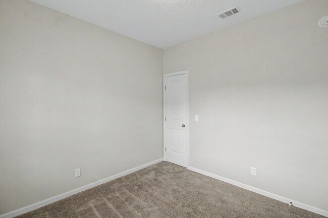 Building Photo - 454 Brightleaf Cir