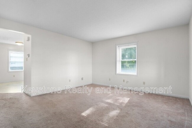 Building Photo - 0 286 Thompsonville Ln