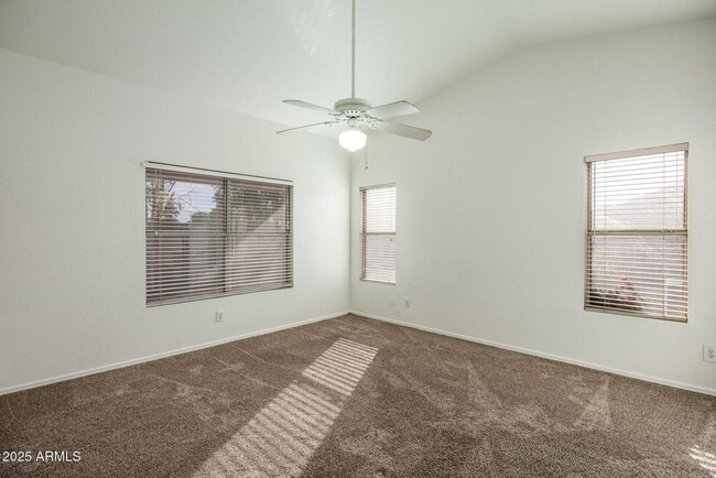 Building Photo - AVAILABLE NOW IN GREAT AVONDALE LOCATION!!!