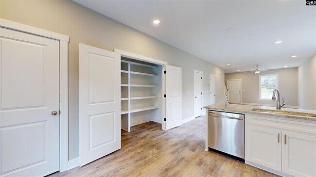 Building Photo - 3921 Capers Ave