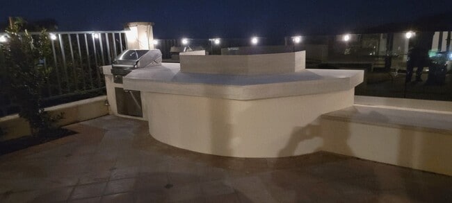 Building Photo - 16656 Cll Arbolada