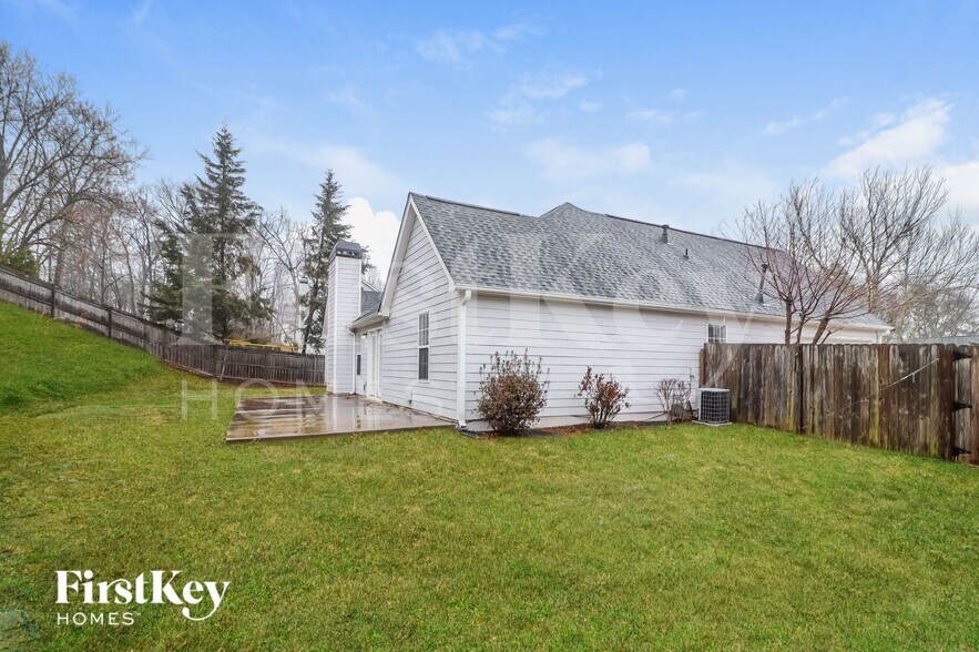Building Photo - 7250 Lanier Cove Ct