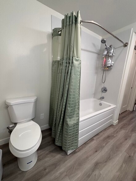 Private Master Ensuite Bathroom - 419 N Chandler Ave