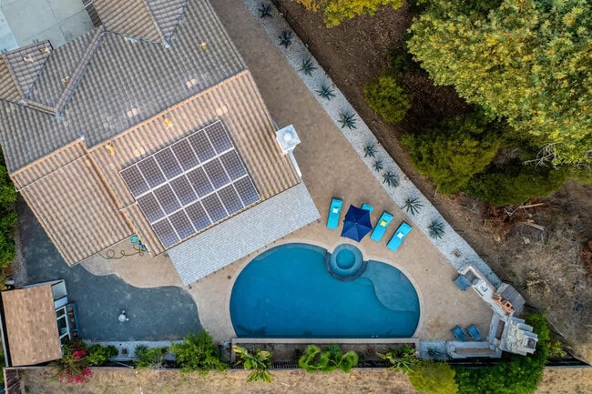 Building Photo - 1107 Shadowcrest Ln