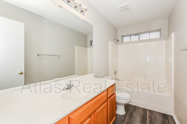 Building Photo - 5009 Sparkling Sky Ave