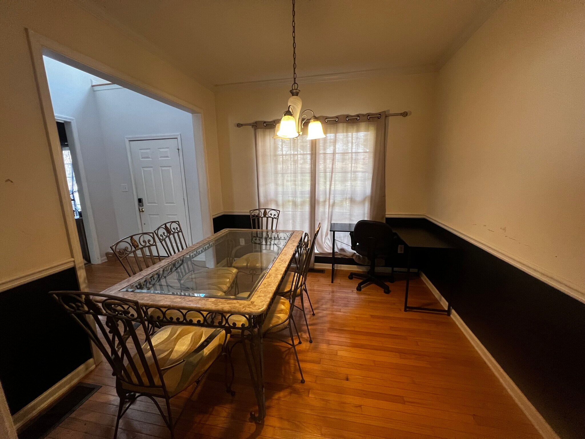 Building Photo - 360 Burch Rd