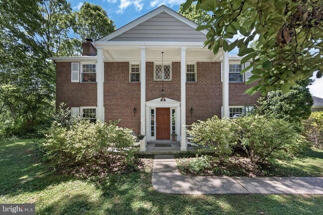Building Photo - 718 Darby Paoli Rd
