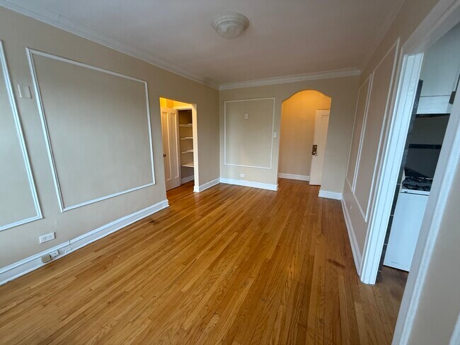 Building Photo - 2801 N Keating Ave