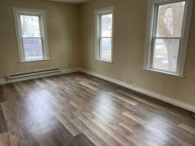 Building Photo - 1130 Prospect Ave