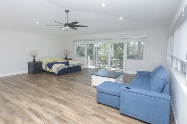 Building Photo - 8560 Heron Lagoon Cir