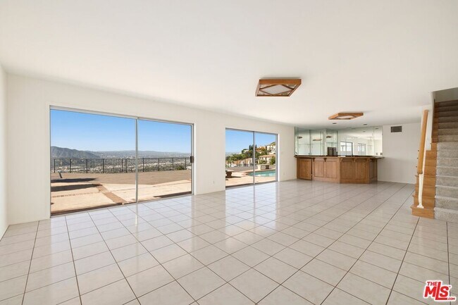 Building Photo - 1916 Rams Horn Ct