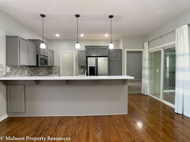 Building Photo - 3 Bedroom Home For Rent | Offered by Midwe...