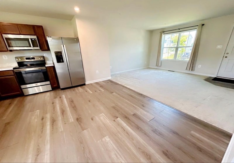 Building Photo - 83 Charlotte St