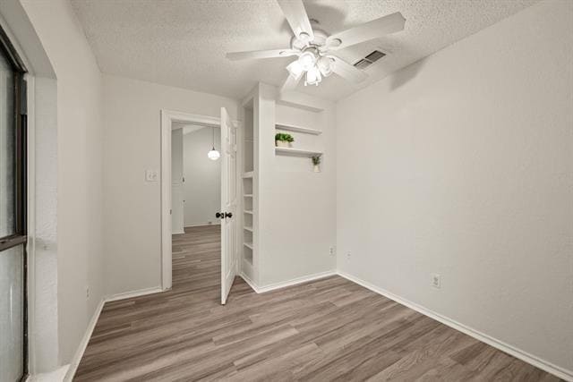 Building Photo - 2911 Post Oak Dr