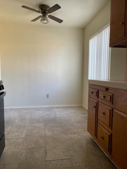 Building Photo - 338 N Howard St