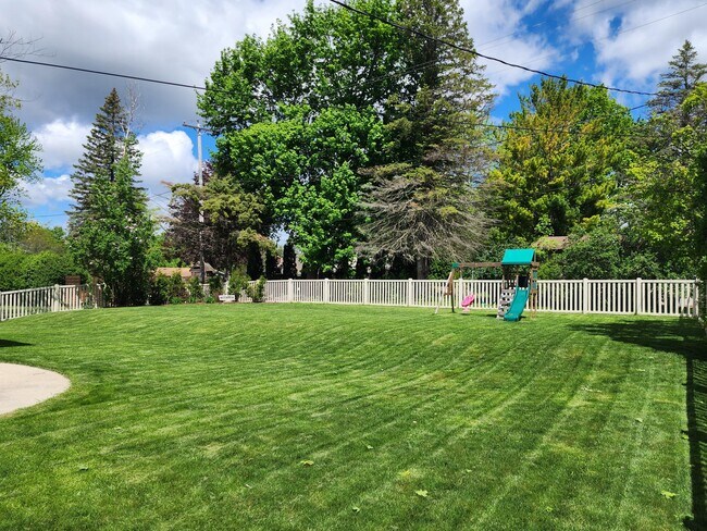 Building Photo - 21810 Locksley Ln