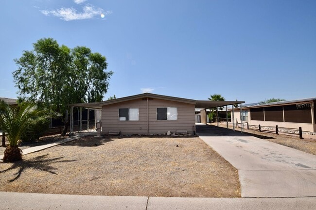 Primary Photo - 3 bed 2 bath Mesa home in a quiet neighbor...