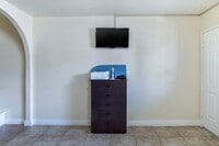 Building Photo - West Adams Studios