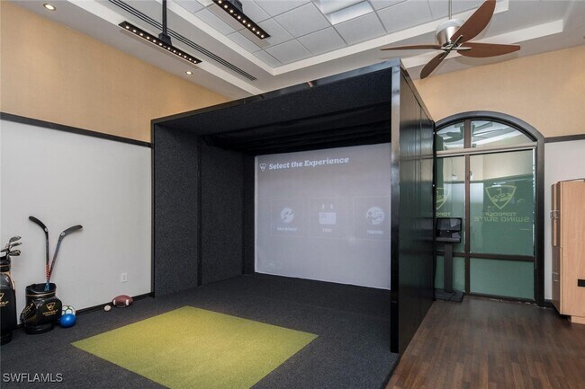 Building Photo - 1530 5th Ave S