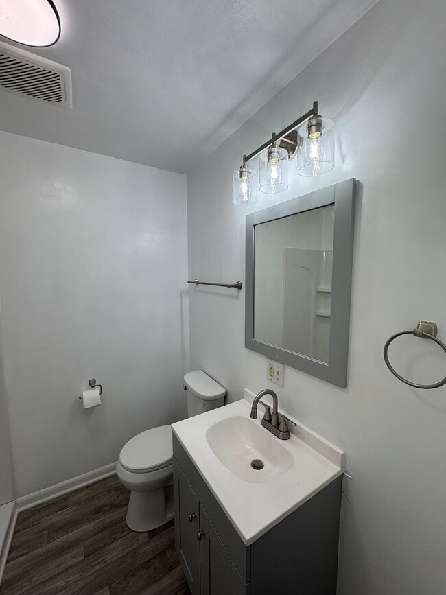 Building Photo - 230-232 5th