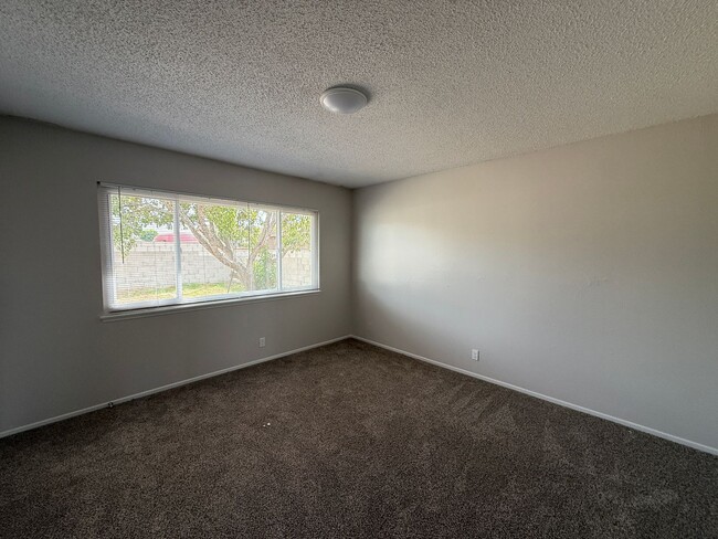 Building Photo - Single Story Home in Tanglewood with Easy ...