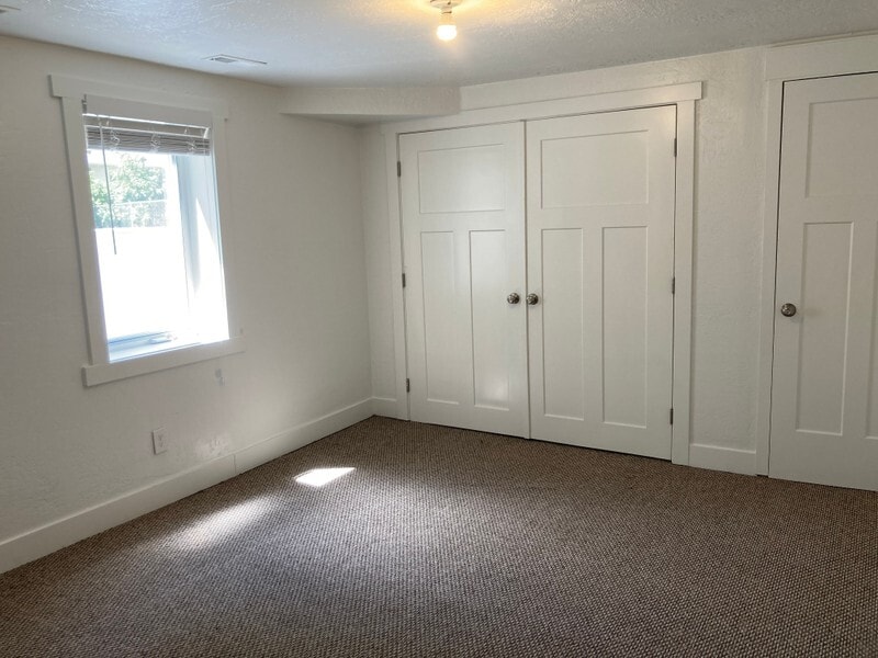Building Photo - 369 N 450 W