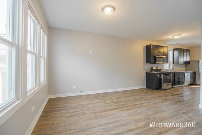 Building Photo - 3756 W George-2R