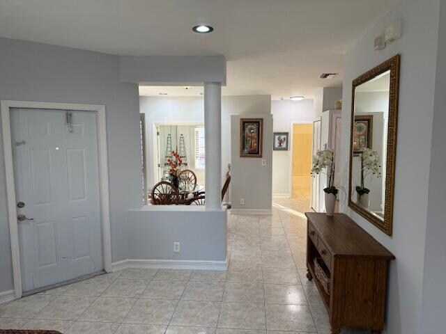 Building Photo - 9927 Kamena Cir